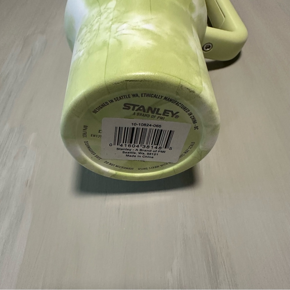 Stanley Cup 40oz - Target Exclusive (citron tie dye) - Picture 2 of 6